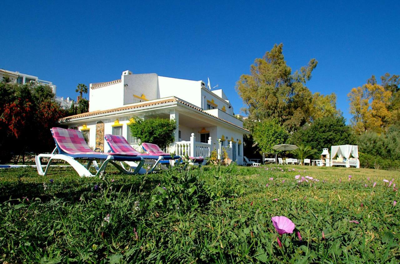 Holiday Villa In 10 Min From Fuengirola Beach With Sea Views Pool Bbq Parking Wifi Aircon Big Garden Mijas Zewnętrze zdjęcie